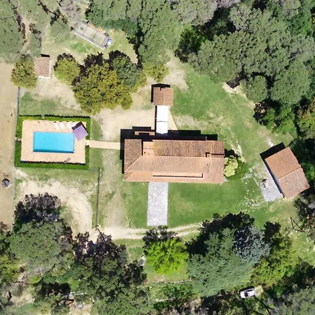 Villa Can Raurell Casa rural para 14 en Girona-3